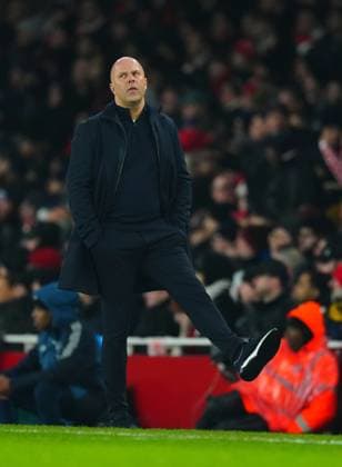 Liverpool manager Arne Slot reacts Arsenal v Liverpool, Premier League, Football, Emirates Stadium, London, UK - 08 Jan 2026London Emirates Stadium United Kingdom EDITORIAL USE ONLY No use with unauthorised audio, video, data, fixture lists, club league logos or live services. Online in-match use limited to 120 images, no video emulation. No use in betting, games or single club league player publications.  Copyright: xJavierxGarcia Shutterstockx 16232941u