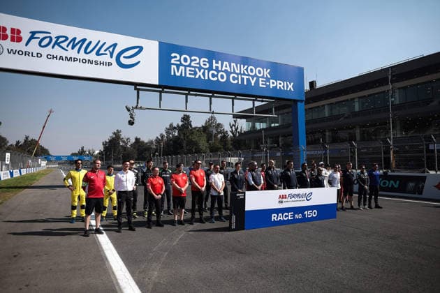 2025 FORMULA E MEXICO CITY ePRIX Family picture of the Race 150th during the the Mexico City Paulo ePrix, 2nd round of the 2025-26 ABB FIA Formula E World Championship, WM, Weltmeisterschaft on the Autodromo Hermanos Rodriguez from January 8 to 10, 2025 in Mexico City, Mexico - Mexico CityMexico  Copyright: xEricxAlonsox