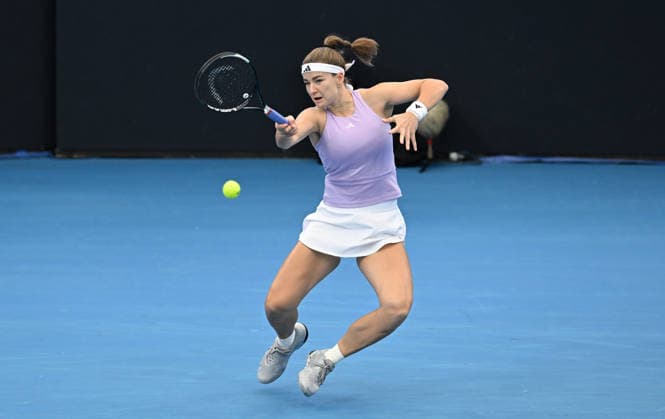 TENNIS BRISBANE INTERNATIONAL, Karolina Muchova of the Czech Republic in action against Elena Rybakina of Kazakhstan during the quarter-finals of the Brisbane International tennis tournament at Pat Rafter Arena in Brisbane, Friday, January 9, 2026. ( NO ARCHIVING, EDITORIAL USE ONLY BRISBANE QUEENSLAND AUSTRALIA  Copyright: xDARRENxENGLANDx 20260109186134225913
