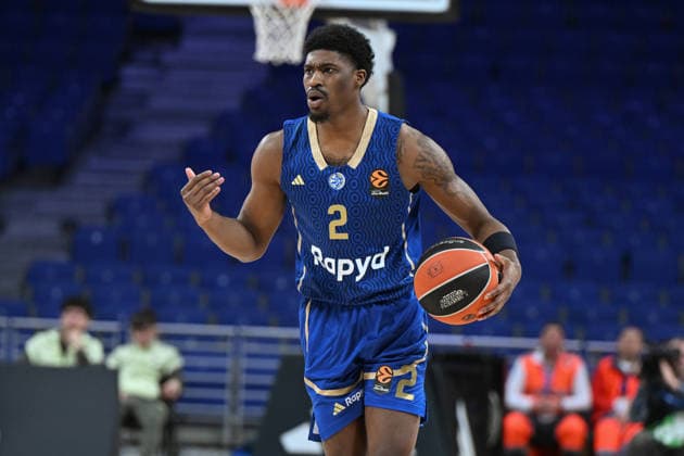 January 8, 2026, Madrid, Spain: Jimmy Clark Iii of Maccabi Tel Aviv in action during the Turkish EuroLeague between Real Madrid and Maccabi Rapyd Tel Aviv at Movistar Arena. Final score; Real Madrid 98-86 Maccabi Rapyd Tel Aviv Madrid Spain - ZUMAs197 20260108_aaa_s197_195 Copyright: xAtilanoxGarciax