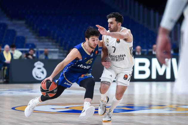 (260109) -- MADRID, Jan. 9, 2026 -- Real Madrid s Facundo Campazzo (R) vies with Maccabi Rapyd Tel Aviv s Tamir Blatt during the Euroleague basket game between Real Madrid and Maccabi Rapyd Tel Aviv, at Movistar Arena, in Madrid, Spain, on Jan. 8, 2026. (Photo by Xinhua) (SP)SPAIN-MADRID-BASKETBALL-EUROLEAGUE-REAL MADRID VS MACCABI RAPYD TEL AVIV GustavoxValiente 
