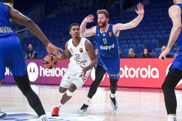 (260109) -- MADRID, Jan. 9, 2026 -- Real Madrid s Theo Maledon (2nd L) breaks through during the Euroleague basket game between Real Madrid and Maccabi Rapyd Tel Aviv, at Movistar Arena, in Madrid, Spain, on Jan. 8, 2026. (Photo by Xinhua) (SP)SPAIN-MADRID-BASKETBALL-EUROLEAGUE-REAL MADRID VS MACCABI RAPYD TEL AVIV GustavoxValiente 