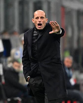 (260109) -- MILAN, Jan. 9, 2026 -- AC Milan s head coach Massimiliano Allegri gestures during a Serie A football match between AC Milan and Genoa in Milan, Italy, Jan.8, 2026. (Photo by Xinhua) (SP)ITALY-MILAN-FOOTBALL-SERIE A- AC MILAN VS GENOA AlbertoxLingria 