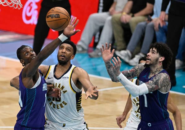 Basketball, NBA, Charlotte Hornets - Indiana Pacers
