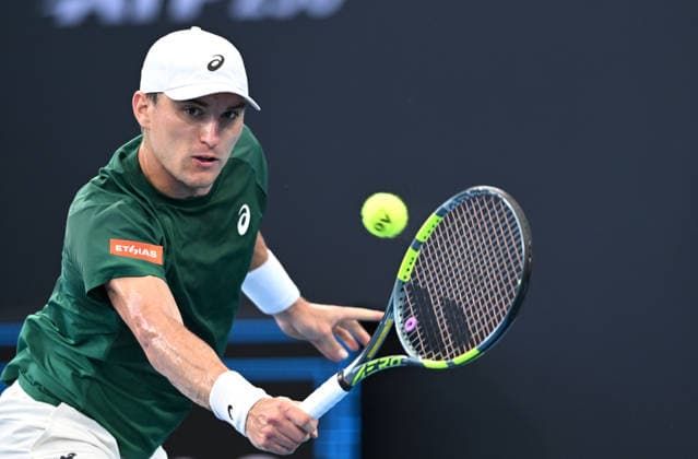 TENNIS BRISBANE INTERNATIONAL, Raphael Collignon of Belgium in action against Brandon Nakashima of the USA during the quarter-finals of the Brisbane International tennis tournament at Pat Rafter Arena in Brisbane, Friday, January 9, 2026. ( NO ARCHIVING, EDITORIAL USE ONLY BRISBANE QUEENSLAND AUSTRALIA  Copyright: xDARRENxENGLANDx 20260109177046010320