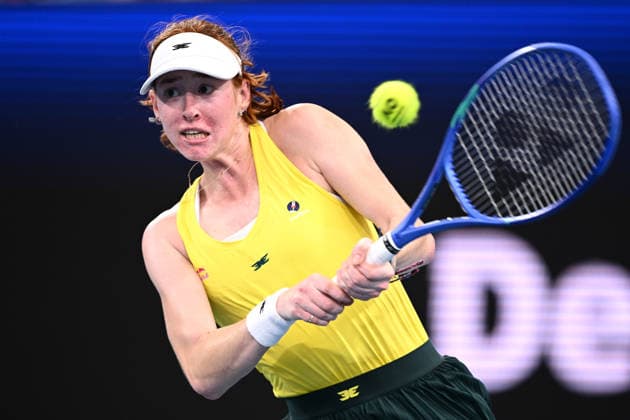 TENNIS UNITED CUP SYDNEY, Maya Joint of Australia plays a return shot during the quarterfinal match against and Iga Swiatek of Poland in the 2026 United Cup at Ken Rosewall Arena in Sydney, Friday, January 9, 2026. ( NO ARCHIVING, EDITORIAL USE ONLY SYDNEY NEW SOUTH WALES AUSTRALIA  Copyright: xDANxHIMBRECHTSx 20260109174409404354