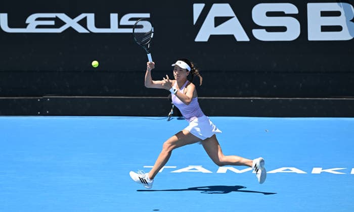 China™s Xinyu Wang during her 1 4 final singles match at the 2026 ASB Classic Women™s Tennis Tournament at Manuka Doctor Arena, Auckland, New Zealand. Friday 9 January 2026. Photo: Andrew Cornaga z Auckland New Zealand Copyright: xAndrewxCornaga x