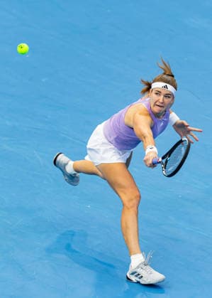 January 9, 2026, Brisbane, Qld, Australia: KAROLINA MUCHOVA of Czechia plays a backhand during her WomenÃ¢â‚¬â ¢s Singles quarterfinal match against ELENA RYBAKINA of Kazakhstan at the Brisbane International. Brisbane Australia - ZUMAt173 20260109_zsp_t173_030 Copyright: xStephanexThomasx