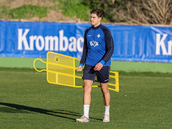 Max Pfister with a mannequin in his arms at the training camp Spain, SV Darmstadt 98 on 09 01 26 in Olivanova, Spain Spain Olivanova Spain Germany Copyright: xAlfioxMarinox