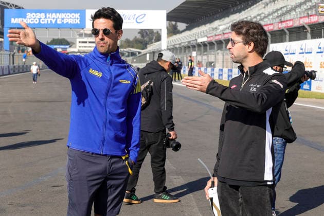 2025 FORMULA E MEXICO CITY ePRIX DI GRASSI Lucas (bra), Lola Yamaha ABT Formula E Team, Lola T002, portrait, DA COSTA Antonio Felix (prt), Jaguar TCS Racing, Jaguar I-Type 7, portrait Track walk ambiance, atmosphere, Hankook pneus, tyres, tyre during the the Mexico City Paulo ePrix, 2nd round of the 2025-26 ABB FIA Formula E World Championship, WM, Weltmeisterschaft on the Autodromo Hermanos Rodriguez from January 8 to 10, 2025 in Mexico City, Mexico - Mexico CityMexico Copyright: xPauloxMariax