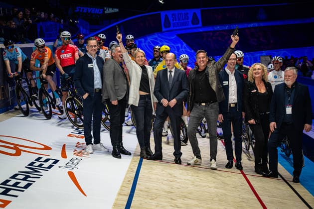 KROMP Friederike, SCHNEIDER Hans Peter, WACKEL Peter Sixdays Bremen 2026 KROMP Friederike GER Coach Werder Bremen SCHNEIDER Hans Peter GER Chef ÖVB Arena WACKEL Peter GER Singer Entertainer Starting Shoot Landscape horizontal Landscape Event Event Sixdays Bremen 2026 Category Category Category Cycling Track Cycling Sixdays Elite Men Location Location Europe Germany Bremen ÖVB Arena Start Shoot Date Date 09 01 2026 Friday Day 1