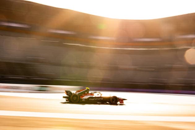 2025 FORMULA E MEXICO CITY ePRIX 21 DE VRIES Nyck (nld), Mahindra Racing, Mahindra M12Electro, action during the the Mexico City Paulo ePrix, 2nd round of the 2025-26 ABB FIA Formula E World Championship, WM, Weltmeisterschaft on the Autodromo Hermanos Rodriguez from January 8 to 10, 2025 in Mexico City, Mexico -  Copyright: xJoaoxFilipex