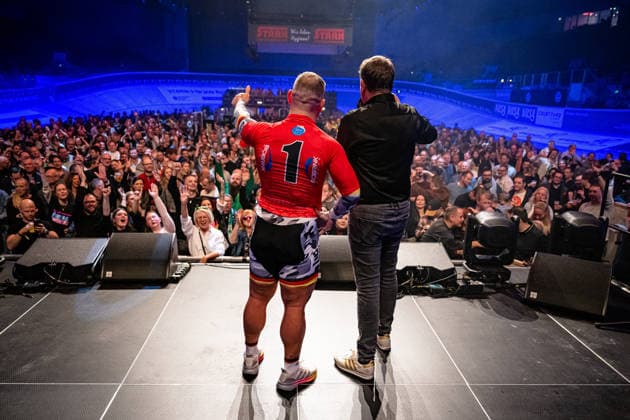FÖRSTEMANN Robert, WACKEL Peter Sixdays Bremen 2026 Team 1 BOBRINK FÖRSTEMANN Robert GER WACKEL Peter GER Singer Entertainer Landscape horizontal Landscape Event Event Sixdays Bremen 2026 Category Category Category Cycling Track Cycling Sixdays Show Location Location Europe Germany Bremen ÖVB Arena Concert Date Date 09 01 2026 Friday Day 1