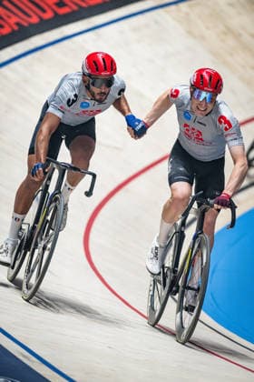 GRODIN Donovan, BERNARD Thibaut Sixdays Bremen 2026 Team 3 SPIELBANK BREMEN GRODIN Donovan FRA Black BERNARD Thibaut BEL Red Portrait Portrait Event Event Sixdays Bremen 2026 Category Category Cycling Track Cycling Sixdays Elite Men Location Location Europe Germany Bremen ÖVB Arena Discipline Madison Distance 45 min Date Date 09 01 2026 Friday Day 1