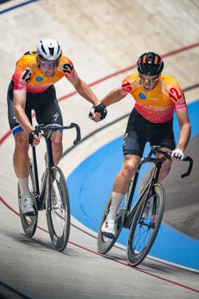 ABMA Elmar, PETERS Marvin Sixdays Bremen 2026 Team 12 ANTENNE SCHLAGER ABMA Elmar NED Black PETERS Marvin NED Red Portrait Portrait Event Event Sixdays Bremen 2026 Category Category Cycling Track Cycling Sixdays Elite Men Location Location Europe Germany Bremen ÖVB Arena Discipline Madison Distance 45 min Date Date 09 01 2026 Friday Day 1