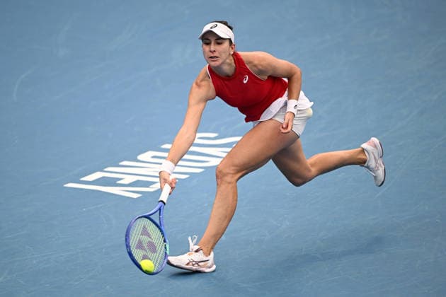 TENNIS UNITED CUP SYDNEY, Belinda Bencic of Switzerland plays a return shot against Elise Mertens of Belgium during the semi final between Switzerland and Belgium in the 2026 United Cup at Ken Rosewall Arena in Sydney, Saturday, January 10, 2026. ( NO ARCHIVING, EDITORIAL USE ONLY SYDNEY NEW SOUTH WALES AUSTRALIA  Copyright: xDANxHIMBRECHTSx 20260110160207069850