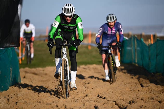 2026 Lloyds National Cyclo-cross Championships Picture by Olly Hassell SWpix.com - 10 01 2026 - Cycling - 2026 Lloyds National Cyclo-cross Championships - Masters 50-59 , Masters 60-69, Gypsies Green, South Shields, England, Paul Oldham (Hope Factory Racing) Copyright: x xSWpix.comx(t axPhotographyxHubxLtd)xOllyxHassell SWpix.comx SWP-3159-0020