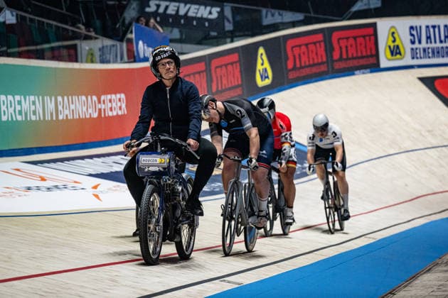 FÖRSTEMANN Robert, ROTHERHAM Matthew, BOCK Benjamin, GILL Archie Sixdays Bremen 2026 Team 1 BOBRINK FÖRSTEMANN Robert GER Team 2 VELO TRACK ROTHERHAM Matthew GBR Team 3 BOBRINK BOCK Benjamin GER Team 4 VELO TRACK GILL Archie GBR Landscape horizontal Landscape Event Event Sixdays Bremen 2026 Category Category Category Cycling Track Cycling Sixdays Elite Location Location Europe Germany Bremen ÖVB Arena Discipline Keirin Distance m Date Date 09 01 2026 Friday Day 1