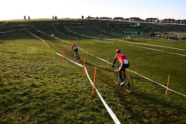 2026 Lloyds National Cyclo-cross Championships Picture by Olly Hassell SWpix.com - 10 01 2026 - Cycling - 2026 Lloyds National Cyclo-cross Championships - 50-59 Masters, 60-69 Masters, Gypsies Green, South Shields, England Copyright: x xSWpix.comx(t axPhotographyxHubxLtd)xOllyxHassell SWpix.comx SWP-3159-0029