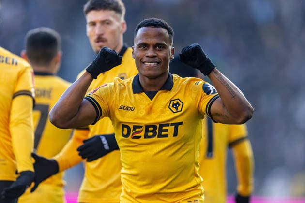 Wolverhampton Wanderers v Shrewsbury Town, FA Cup, 3rd Round GOAL scores 2-0 Wolverhampton Wanderers midfielder Jhon Arias (10) scores and celebrates during the FA Cup match between Wolverhampton Wanderers and Shrewsbury Town at Molineux, Wolverhampton, UK on 10 January 2026. Wolverhampton Molineux West Midlands UK Editorial use only DataCo restrictions apply See www.football-dataco.com , Copyright: xManjitxNarotrax PSI-23555-0013