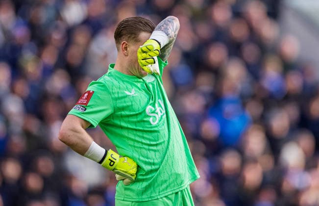 Football - FA Cup - 3rd Round - Everton FC v Sunderland AFC LIVERPOOL, ENGLAND - Saturday, January 10, 2026: Everton s goalkeeper Jordan Pickford during the FA Cup 3rd Round match between Everton FC and Sunderland AFC at Bramley-Moore Dock. (Photo by David Rawcliffe Propaganda) LIVERPOOL Bramley-Moore Dock MERSEYSIDE ENGLAND  Copyright: xPropagandaxPhotoxAgencyx P2026-01-10-Everton_Sunderland-24