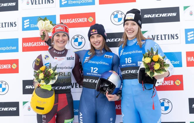 picture: Julia Taubitz (GER), Hannah Prock (AUT), Verena Hofer (ITA) 10.01.2026 luge 5. FIL Eberspächer Luge World Cup, VELTINS Ice Arena Winterberg, Nordrhein-Westfalen, Germany (GER) Women™s Singles photographer: FIL Michael Kristen *** picture Julia Taubitz GER , Hannah Prock AUT , Verena Hofer ITA 10 01 2026 luge 5 FIL Eberspächer Luge World Cup, VELTINS Ice Arena Winterberg, Nordrhein Westfalen, Germany GER Women™s Singles photographer FIL Michael Kristen