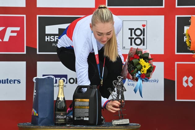 Mistrovstvi Ceske republiky v cyklokrosu: zeny, 10. ledna 2026, Dolni oblast Vitkovice, Ostrava. Vitezka juniorek Barbora Bukovska (DK Bikeshop) (CTKxPhoto JaroslavxOzana) CTKPhotoP2026011003902  CTKPhotoP2026011003902