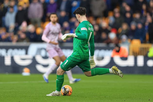 Emirates FA Cup Third Round Wolverhampton Wanderers v Shrewsbury Town Elyh Harrison of Shrewsbury Town during the Emirates FA Cup Third Round match Wolverhampton Wanderers vs Shrewsbury Town at Molineux, Wolverhampton, United Kingdom, 10th January 2026 (Photo by Euan Manning News Images) Wolverhampton Molineux West Midlands United Kingdom Copyright: xEuanxManning NewsxImagesx
