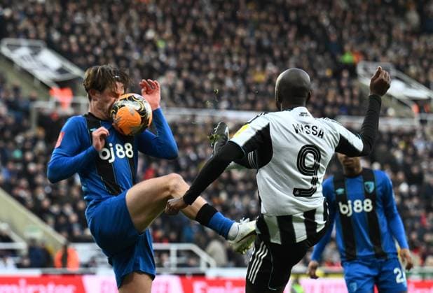 Yoane Wisse of Newcastle United shot hits Alex Scott of Bournemouth in the face Newcastle United v AFC Bournemouth, Emirates FA Cup, Third Round, Football, St James Park, Newcastle, UK - 10 Jan 2026Newcastle St James Park United Kingdom EDITORIAL USE ONLY No use with unauthorised audio, video, data, fixture lists, club league logos or live services. Online in-match use limited to 120 images, no video emulation. No use in betting, games or single club league player publications. Copyright: xRichardxLee Shutterstockx 16246259ag