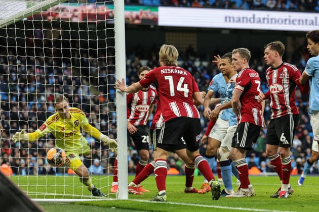 Emirates FA Cup Third Round Manchester City v Exeter City Nathan Ake of Manchester City scores to make it 3-0 during the Emirates FA Cup Third Round match Manchester City vs Exeter City at Etihad Stadium, Manchester, United Kingdom, 10th January 2026 (Photo by Mark Cosgrove News Images) Manchester Etihad Stadium Manchester United, ManU Kingdom Copyright: xMarkxCosgrove NewsxImagesx