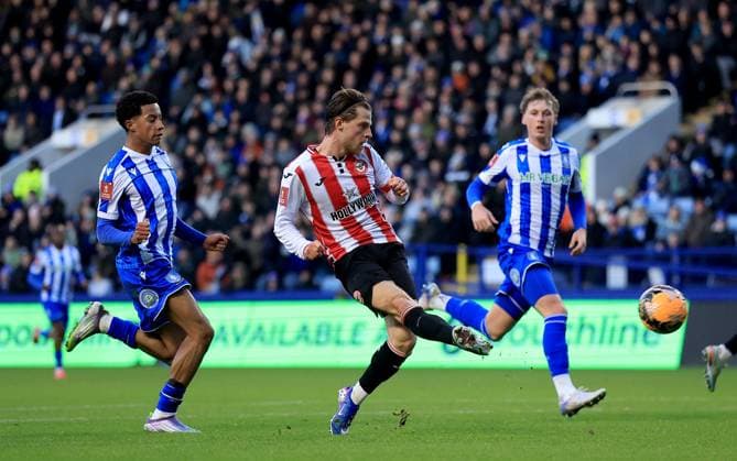 Mathias Jensen of Brentford attempts a shot on goal Sheffield Wednesday v Brentford, Emirates FA Cup, Third Round, Football, Hillsborough, Sheffield, UK - 10 Jan 2026Sheffield Hillsborough United Kingdom EDITORIAL USE ONLY No use with unauthorised audio, video, data, fixture lists, club league logos or live services. Online in-match use limited to 120 images, no video emulation. No use in betting, games or single club league player publications. Copyright: xGeorgexTewkesbury Shutterstockx 16246263bk