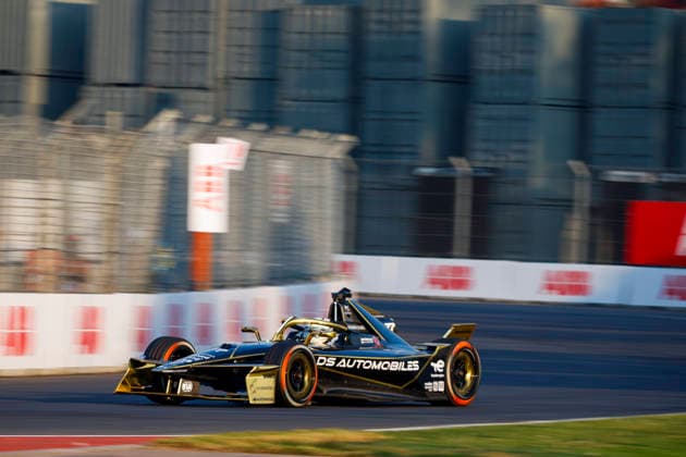 2025 FORMULA E MEXICO CITY ePRIX 27 DENNIS Jake (gbr), Andretti Formula E, Porsche 99X Electric, action during the the Mexico City Paulo ePrix, 2nd round of the 2025-26 ABB FIA Formula E World Championship, WM, Weltmeisterschaft on the Autodromo Hermanos Rodriguez from January 8 to 10, 2025 in Mexico City, Mexico -  Copyright: xGREGORYxLENORMANDx