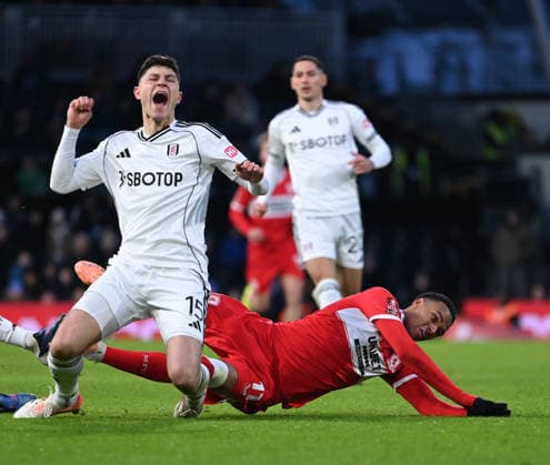 Fulham v Middlesbrough Emirates FA Cup Jorge Cuenca of Fulham and Morgan Whittaker of Middlesbrough clash during the Emirates FA Cup Third Round match at Craven Cottage, London 10 01 2026 UK Newspapers OUT Copyright: xNigelxBramleyx FIL-22780-0038