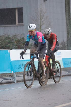 10 01 2026 German Cyclo-cross Championship Bensheim German Cyclo-cross Championship 2026 U23 Battle for position left Max Oertzen Radsport Nagel Silas Kuschla Stevens Racing Team Bensheim Hessen Germany