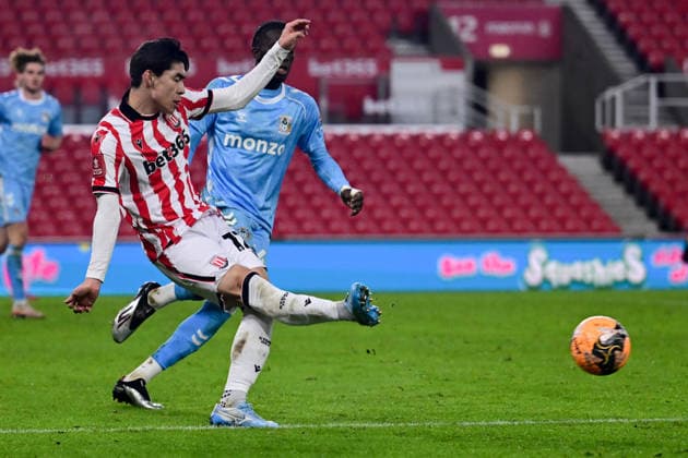 Stoke City v Coventry City, FA Cup, 3rd Round Stoke City midfielder Tatsuki Seko (12) on defensive duties during the FA Cup match between Stoke City and Coventry City at the Bet365 Stadium, Stoke-on-Trent, UK on 10 January 2026. Stoke-on-Trent Bet365 Stadium Staffordshire UK Editorial use only DataCo restrictions apply See www.football-dataco.com , Copyright: xDennisxGoodwinx PSI-23558-0059