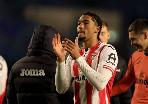 Benjamin Arthur of Brentford after their side s victory Sheffield Wednesday v Brentford, Emirates FA Cup, Third Round, Football, Hillsborough, Sheffield, UK - 10 Jan 2026Sheffield Hillsborough United Kingdom EDITORIAL USE ONLY No use with unauthorised audio, video, data, fixture lists, club league logos or live services. Online in-match use limited to 120 images, no video emulation. No use in betting, games or single club league player publications. Copyright: xGeorgexTewkesbury Shutterstockx 16246263cq