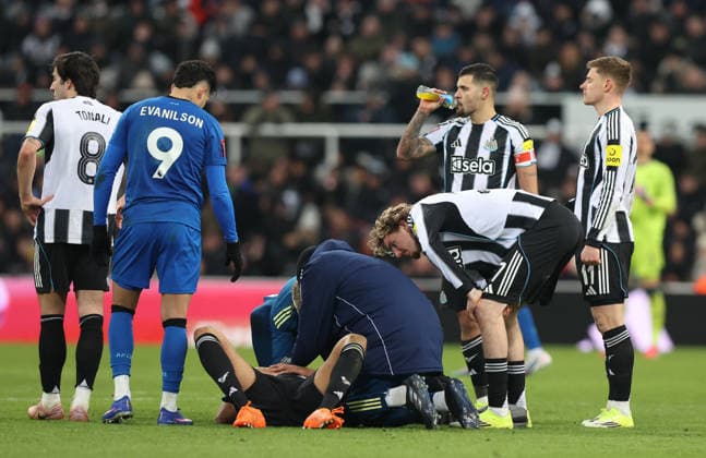 Newcastle Upon Tyne, England, 10th January 2026. Malick Thiaw of Newcastle United lies injured during the Newcastle United vs AFC Bournemouth FA Cup match at St. James Park, Newcastle Upon Tyne. Picture credit should read: Nigel Roddis Sportimage EDITORIAL USE ONLY. No use with unauthorised audio, video, data, fixture lists, club league logos or live services. Online in-match use limited to 120 images, no video emulation. No use in betting, games or single club league player publications. SPI_047_NR_NEWC_BOUR SPI-4441-0048
