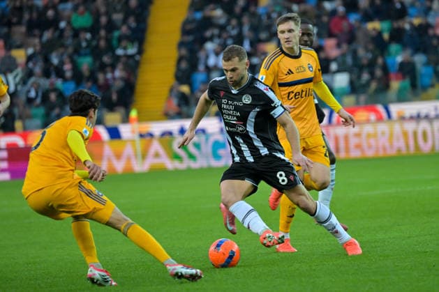 CALCIO - Serie A - Udinese Calcio vs Pisa SC Udinese s Jesper Karlstrom portrait in action during Udinese Calcio vs Pisa SC, Italian soccer Serie A match in Udine, Italy, January 10 2026 Udine Italy  Copyright: xIPAxSport ABACAx