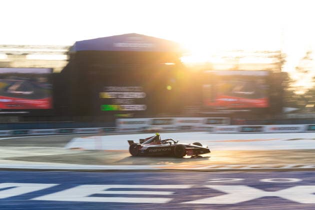2025 FORMULA E MEXICO CITY ePRIX 21 DE VRIES Nyck (nld), Mahindra Racing, Mahindra M12Electro, action during the the Mexico City Paulo ePrix, 2nd round of the 2025-26 ABB FIA Formula E World Championship, WM, Weltmeisterschaft on the Autodromo Hermanos Rodriguez from January 8 to 10, 2025 in Mexico City, Mexico - Mexico CityMexico  Copyright: xDamienxDoumerguex
