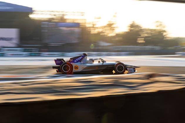 2025 FORMULA E MEXICO CITY ePRIX 94 WEHRLEIN Pascal (ger), Porsche Formula E Team, Porsche 99X Electric, action during the the Mexico City Paulo ePrix, 2nd round of the 2025-26 ABB FIA Formula E World Championship, WM, Weltmeisterschaft on the Autodromo Hermanos Rodriguez from January 8 to 10, 2025 in Mexico City, Mexico - Mexico CityMexico  Copyright: xDamienxDoumerguex