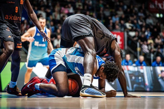 10 01 2026, xhfmx, Basketball easyCredit BBL Bundesliga, Frankfurt Skyliners NINERS Chemnitz Nahiem Alleyne Skyliners Frankfurt DFL DFB REGULATIONS PROHIBIT ANY USE OF PHOTOGRAPHS as IMAGE SEQUENCES and or QUASI VIDEO Frankfurt am Main
