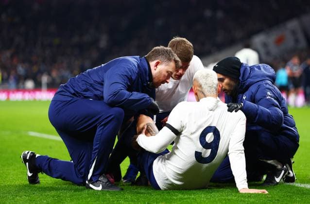Richarlison of Tottenham Hotspur seen down with an injury. Tottenham Hotspur v Aston Villa, Emirates FA Cup, Third Round, Football, Tottenham Hotspur Stadium, London, UK - 10 Jan 2026London Tottenham Hotspur Stadium United Kingdom EDITORIAL USE ONLY No use with unauthorised audio, video, data, fixture lists, club league logos or live services. Online in-match use limited to 120 images, no video emulation. No use in betting, games or single club league player publications. Copyright: xJamesxMarsh Shutterstockx 16246320al