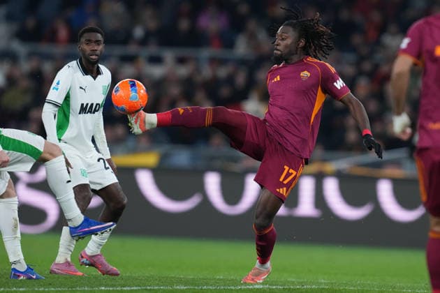 Roma™s Manu Kone during the Serie A EniLive soccer match between Roma and Sassuolo at the Rome s Olympic stadium, Italy - Saturday January 10, 2026 - Soccer ( Photo by Alfredo Falcone LaPresse )  Copyright: xAlfredoxFalcone LaPressex