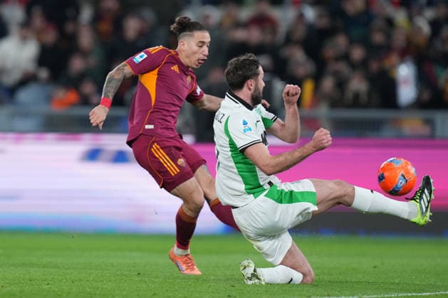 Roma™s Kostas Tsimikas during the Serie A EniLive soccer match between Roma and Sassuolo at the Rome s Olympic stadium, Italy - Saturday January 10, 2026 - Soccer ( Photo by Alfredo Falcone LaPresse )  Copyright: xAlfredoxFalcone LaPressex
