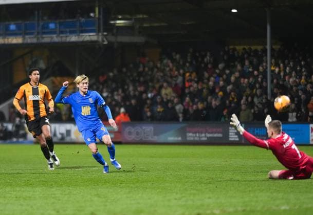 Kyogo Furuhashi of Birmingham City scores the second goal past Cambridge United goalkeeper Jake Eastwood Cambridge United v Birmingham City, Emirates FA Cup, Third Round, Football, Cledara Abbey Stadium, Cambridge, UK - 10 Jan 2026Cambridge Cledara Abbey Stadium United Kingdom EDITORIAL USE ONLY No use with unauthorised audio, video, data, fixture lists, club league logos or live services. Online in-match use limited to 120 images, no video emulation. No use in betting, games or single club league player publications.  Copyright: xJedxLeicester Shutterstockx 16246307aa