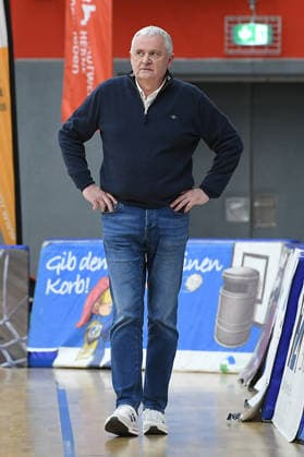 Basketball Women 1 Bundesliga 14 Matchday Herne TC Alba Berlin on 10 01 2026 at the H2K Arena in Herne Marek Piotrowski Coach Head Coach Herne xRx