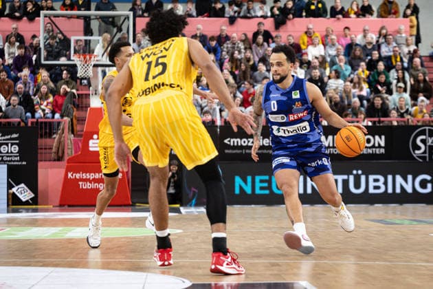 Phoenix Hagen Artland Dragons, Men, 2 Bundesliga, Barmer 2 Basketball Bundesliga, pro A, 17 Matchday, Season 2025 2026, 10 01 2026 Marcus Graves Phoenix Hagen, 00 vs Patrick Emilien Tigers Tuebingen, 15