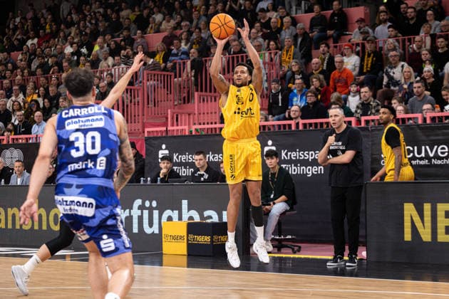 Phoenix Hagen Artland Dragons, Herren, 2 Bundesliga, Barmer 2 Basketball Bundesliga, pro A, 17 Spieltag, Spielzeit 2025 2026, 10 01 2026 Larry Thomas Tigers Tuebingen, 0 beim Dreier