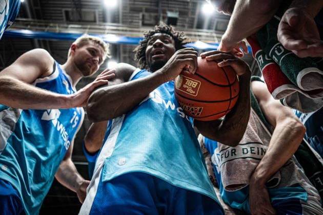 10 01 2026, xhfmx, Basketball easyCredit BBL Bundesliga, Frankfurt Skyliners NINERS Chemnitz Skylines Celebrate the victory against Chemnitz DFL DFB REGULATIONS PROHIBIT ANY USE OF PHOTOGRAPHS as IMAGE SEQUENCES and or QUASI VIDEO Frankfurt am Main