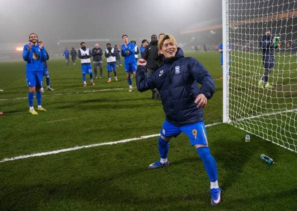 Goalscorer Kyogo Furuhashi of Birmingham City celebrates near the away fans at fulltime after his team s victory Cambridge United v Birmingham City, Emirates FA Cup, Third Round, Football, Cledara Abbey Stadium, Cambridge, UK - 10 Jan 2026Cambridge Cledara Abbey Stadium United Kingdom EDITORIAL USE ONLY No use with unauthorised audio, video, data, fixture lists, club league logos or live services. Online in-match use limited to 120 images, no video emulation. No use in betting, games or single club league player publications.  Copyright: xJedxLeicester Shutterstockx 16246307al